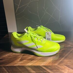 Adidas Avacourt 2 Lucid Lemon Zero Metallic Tennis Sneaker NWT Women's 9
